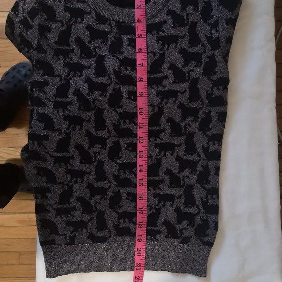 3/$20 H&M black cat pullover sweater - Picture 10 of 12